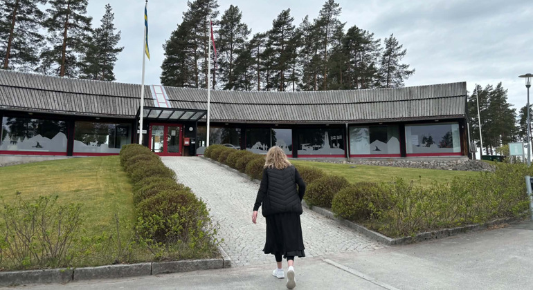 Kikki Adolfsson framför grensetjänsten i Morokulien