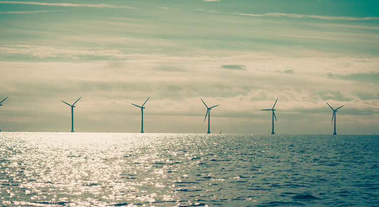 Havsbaserad vindkraft. Foto: Mostphotos