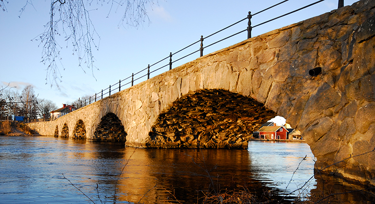 Bron i Åtorp