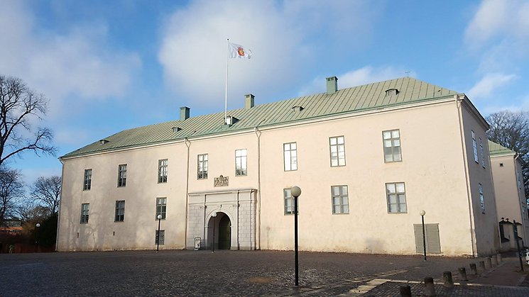 Bild av Linköpings slott utsidan samt insida